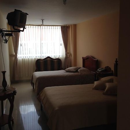 Hostal El Arbolito Cotacachi Ngoại thất bức ảnh
