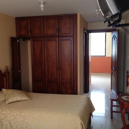 Hostal El Arbolito Cotacachi Ngoại thất bức ảnh